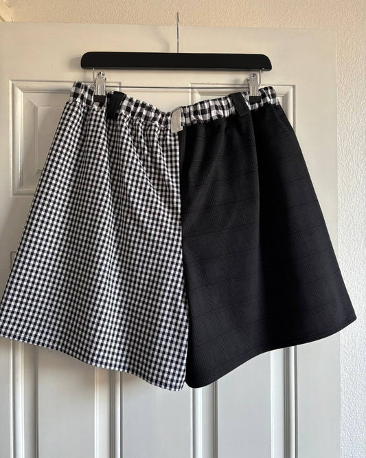 Alternative Handmade Effie Shorts - B&W - size L by Lunaticpin