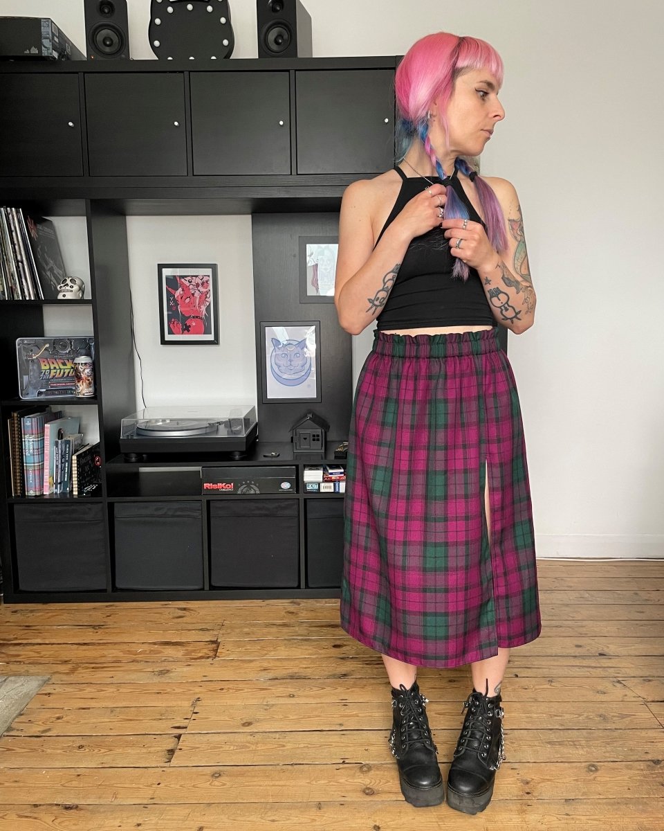 Handmade MAGGIE SKIRT - PURPLE AND GREEN TARTAN - Lunaticpin