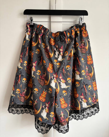 Effie Shorts - size L