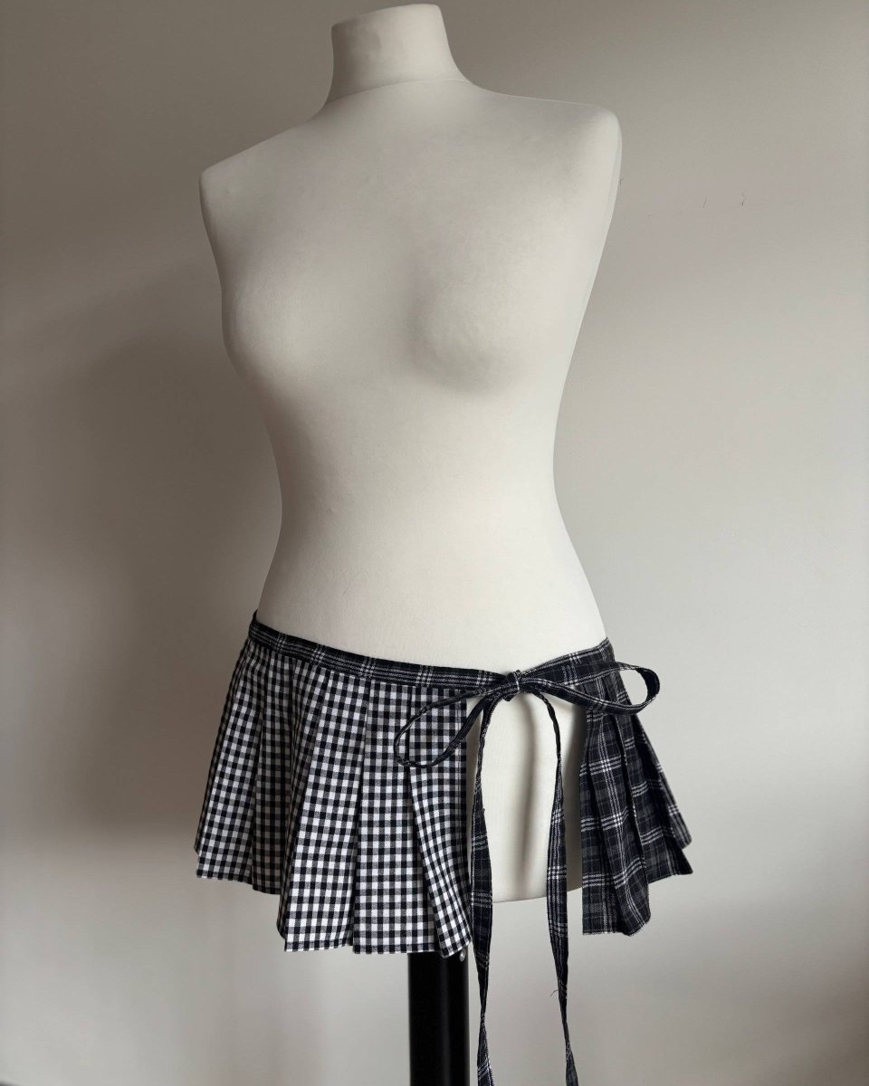 Alternative Handmade Mini Skirt Belt by Lunaticpin