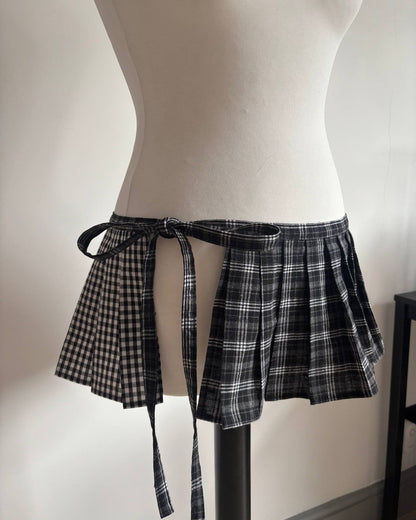 Alternative Handmade Mini Skirt Belt by Lunaticpin