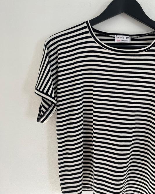 Handmade TOP BILLY - BLACK AND WHITE STRIPES - Lunaticpin