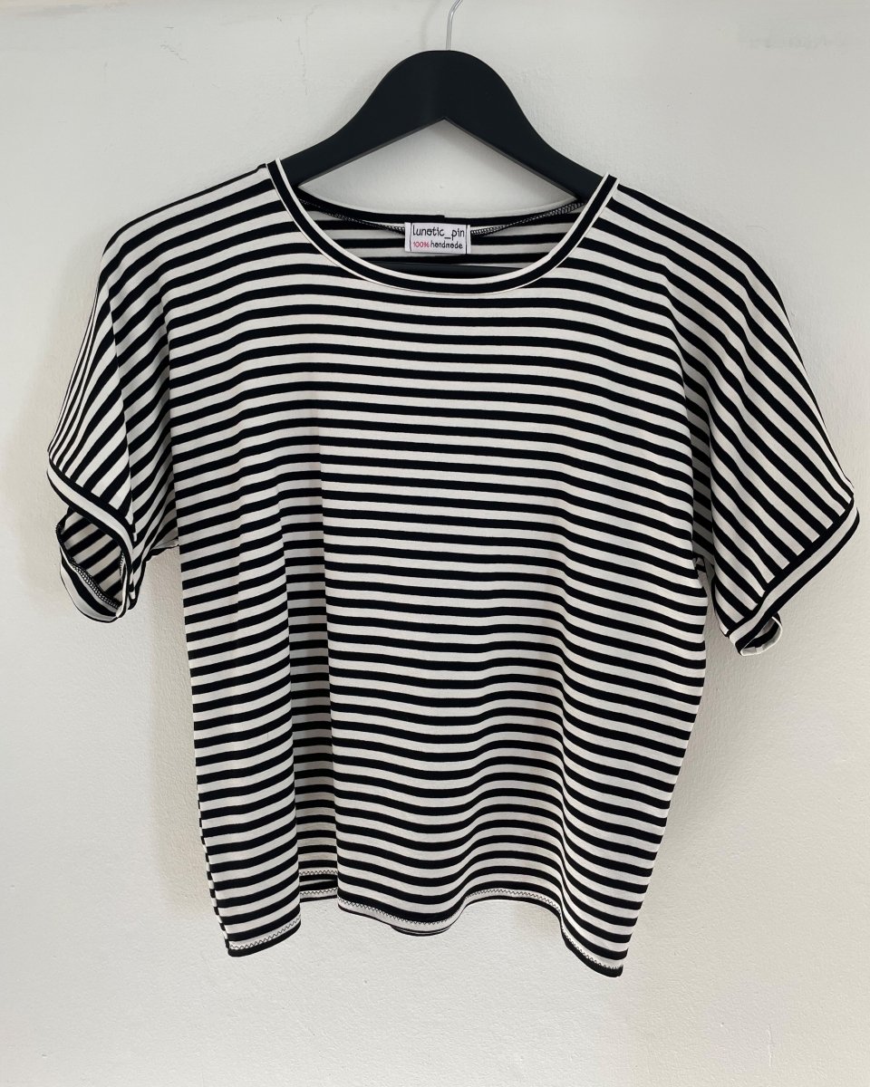 Handmade TOP BILLY - BLACK AND WHITE STRIPES - Lunaticpin